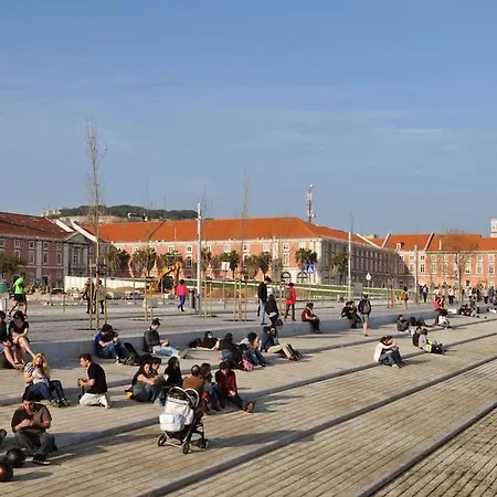 Windows Of Bica-great View Over River * Lizbona